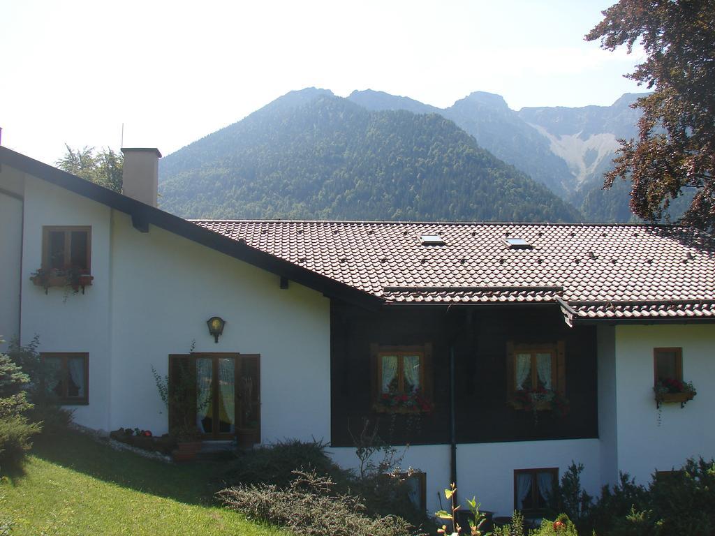 Hotel Tonihof Eschenlohe Esterno foto